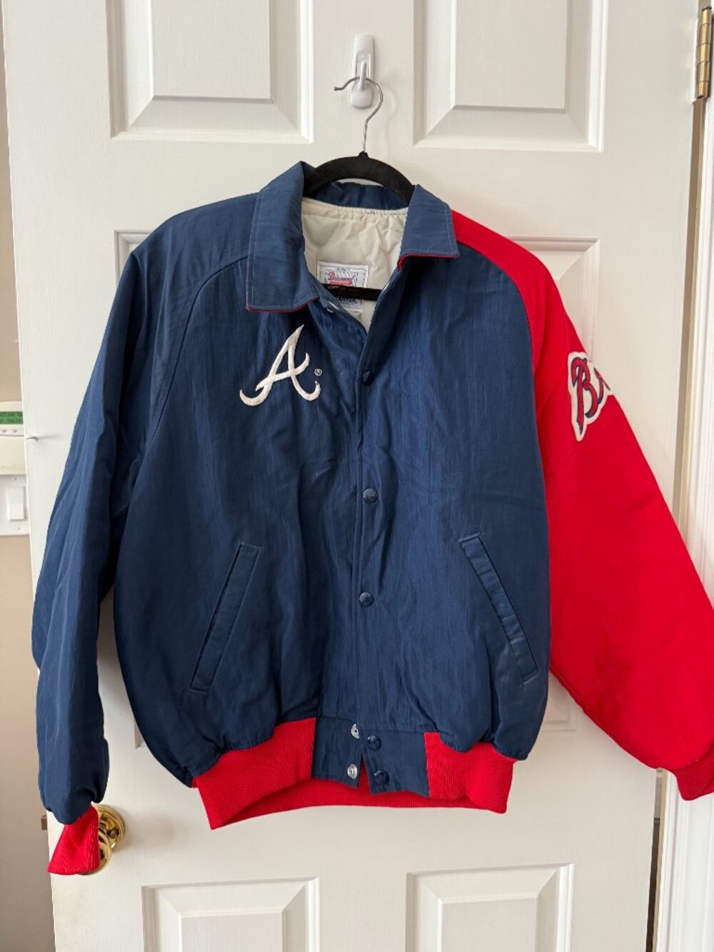 Atlanta Braves Puffer Jacket_Men's Small